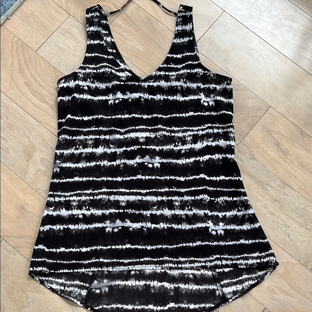 Express Black and White Tank Top with Scoop Neck